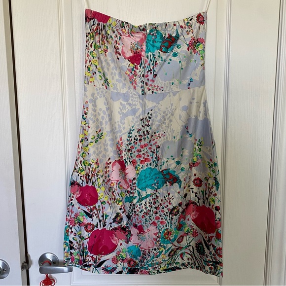 Ricki's Summer Dress with a Vibrant Floral Design Size 4 - Picture 4 of 10